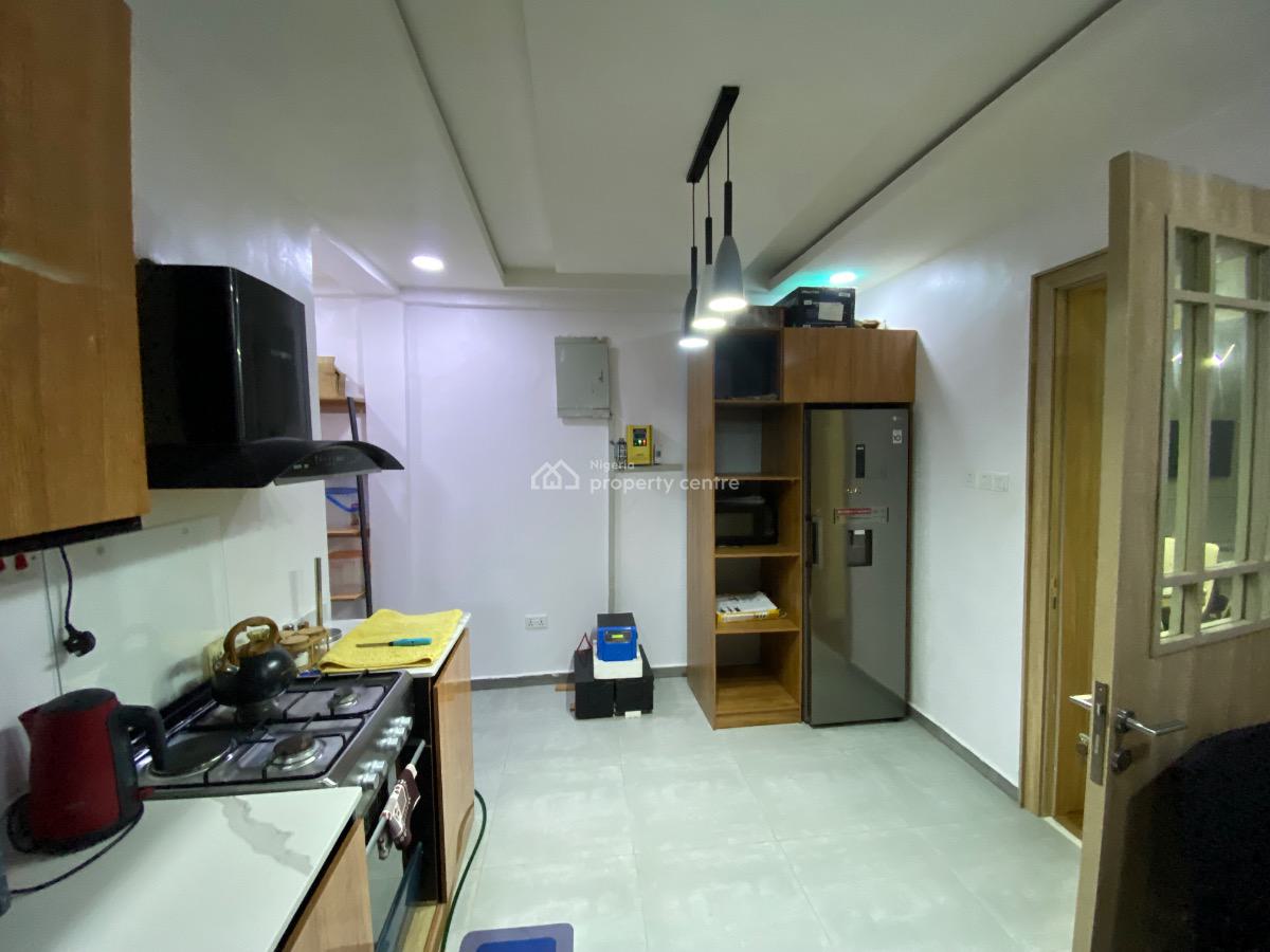 Luxuriously Furnished 3 Bedroom Apartment, Maryland Estate, Onigbongbo, Maryland, Lagos, Flat / Apartment for Rent