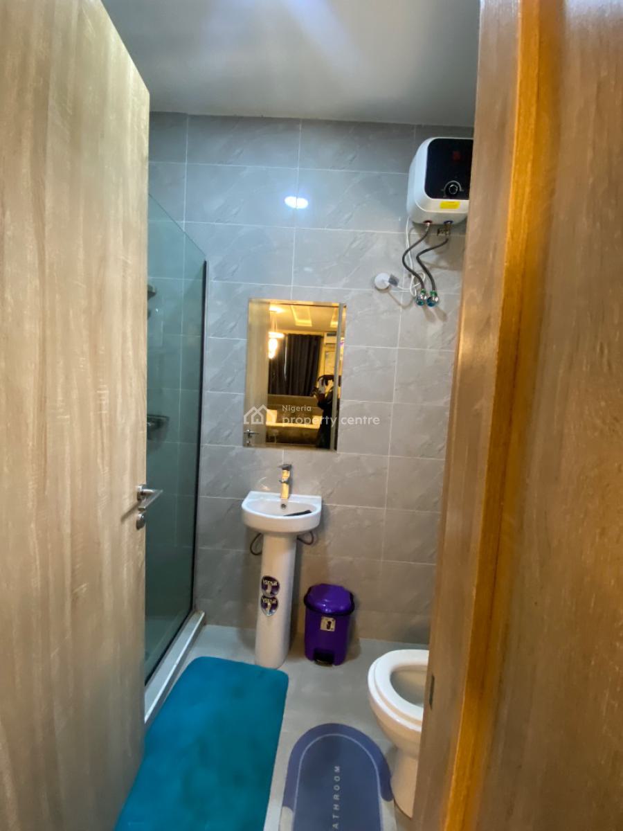 Luxuriously Furnished 3 Bedroom Apartment, Maryland Estate, Onigbongbo, Maryland, Lagos, Flat / Apartment for Rent