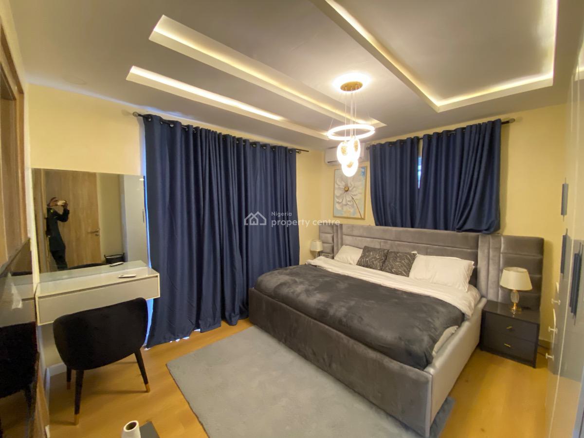 Luxuriously Furnished 3 Bedroom Apartment, Maryland Estate, Onigbongbo, Maryland, Lagos, Flat / Apartment for Rent