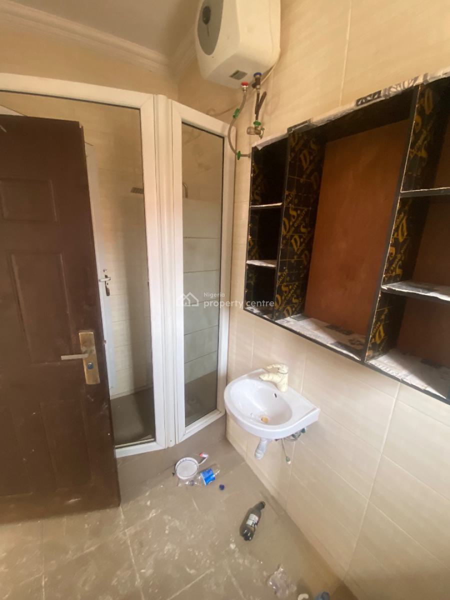 2 Bedroom with 2 Balconies Flar, Ologolo, Lekki, Lagos, Flat / Apartment for Rent