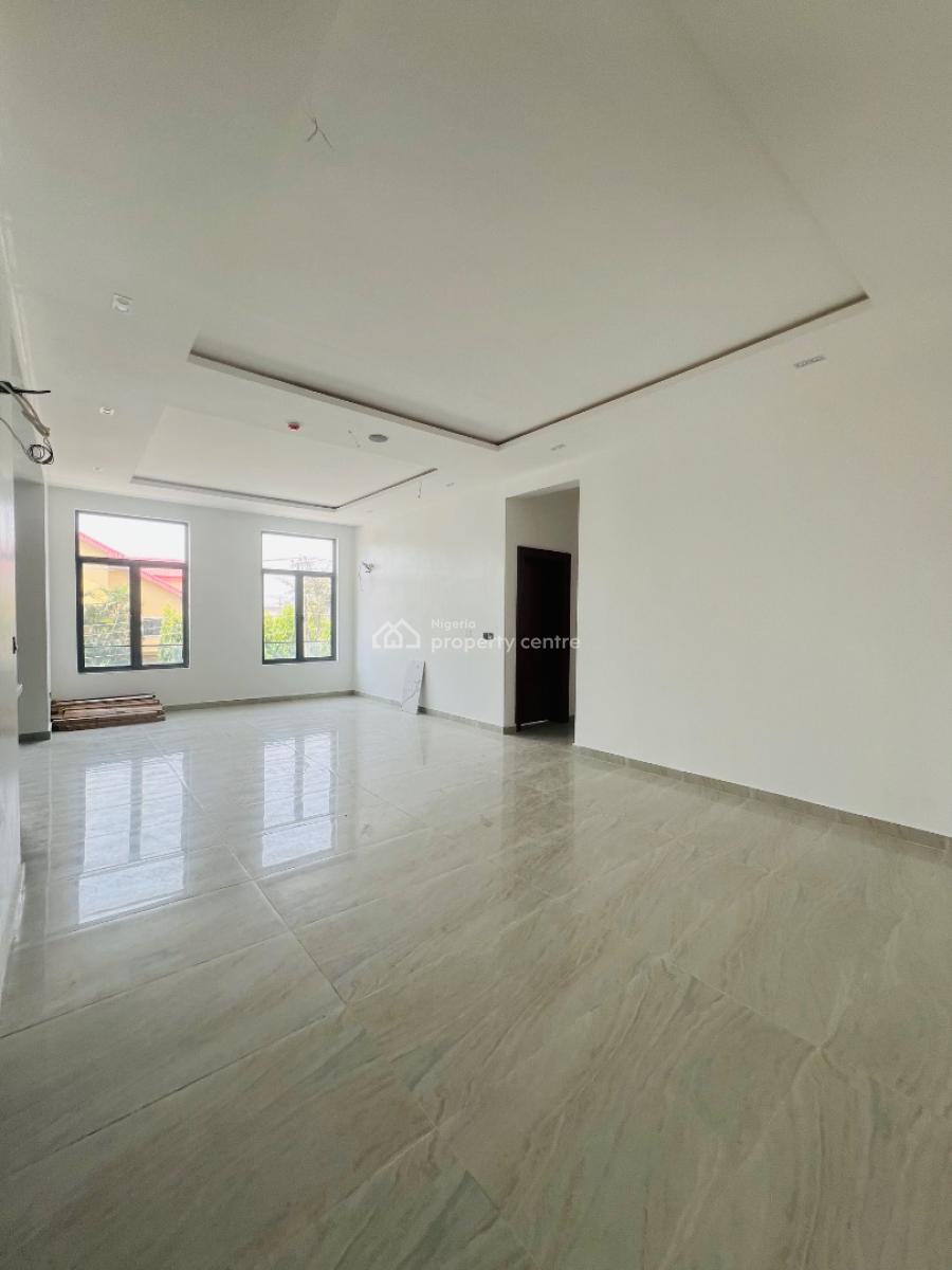 Luxury 2 Bedroom Apartment with Elevator, Lekki Phase 1, Lekki, Lagos, Block of Flats for Sale