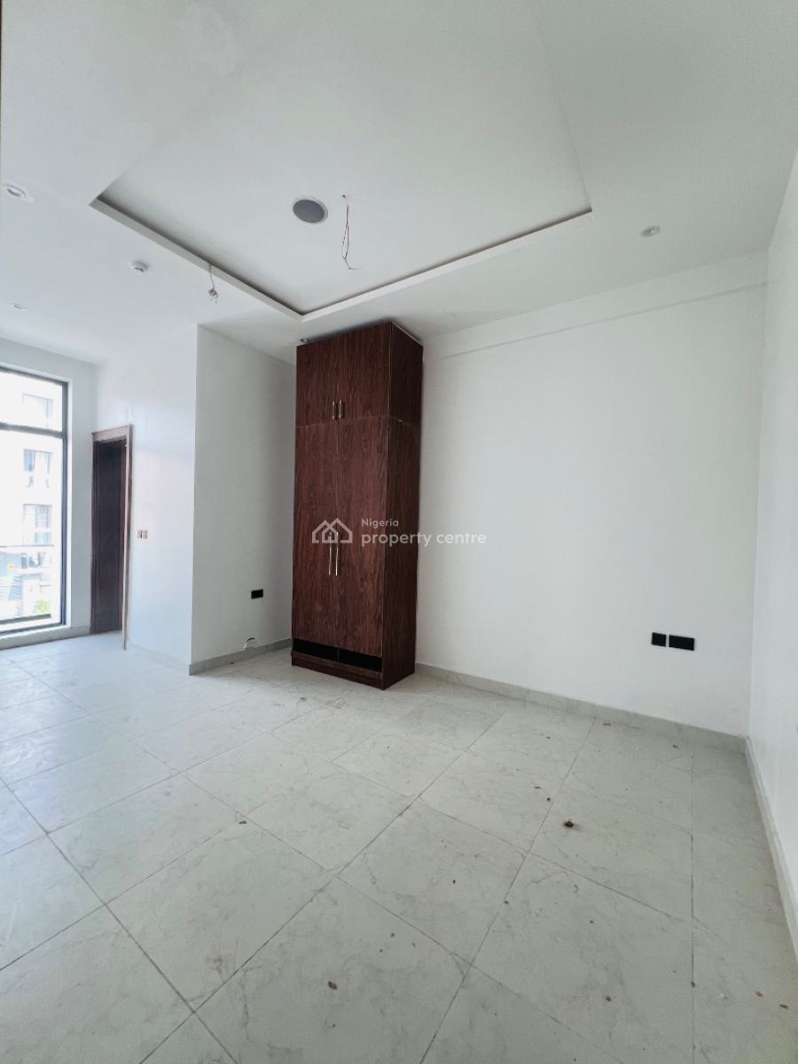 Luxury 2 Bedroom Apartment with Elevator, Lekki Phase 1, Lekki, Lagos, Block of Flats for Sale