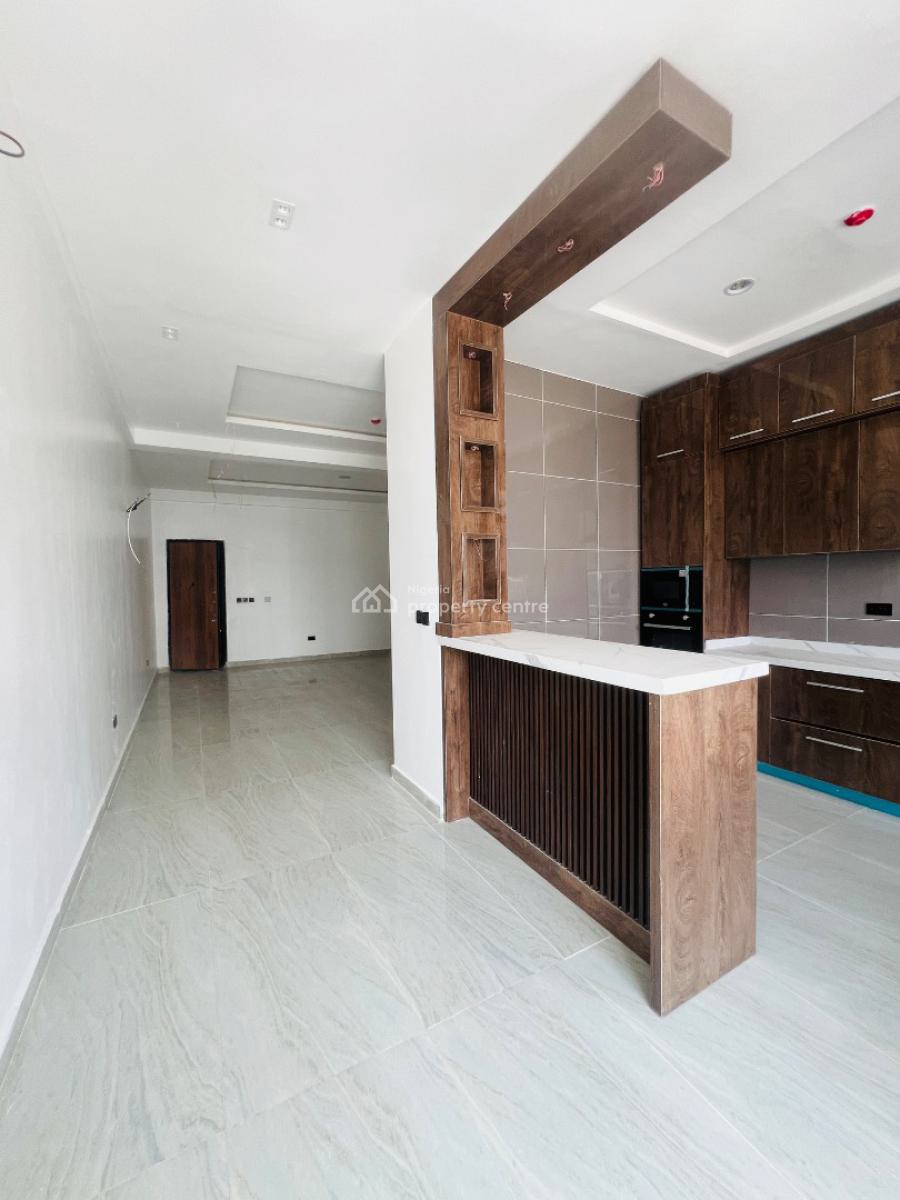 Luxury 2 Bedroom Apartment with Elevator, Lekki Phase 1, Lekki, Lagos, Block of Flats for Sale