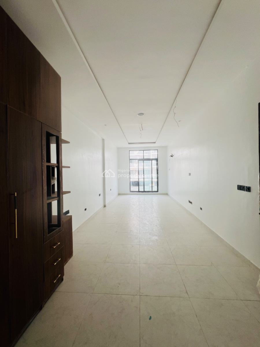 Luxury 2 Bedroom Apartment with Elevator, Lekki Phase 1, Lekki, Lagos, Block of Flats for Sale