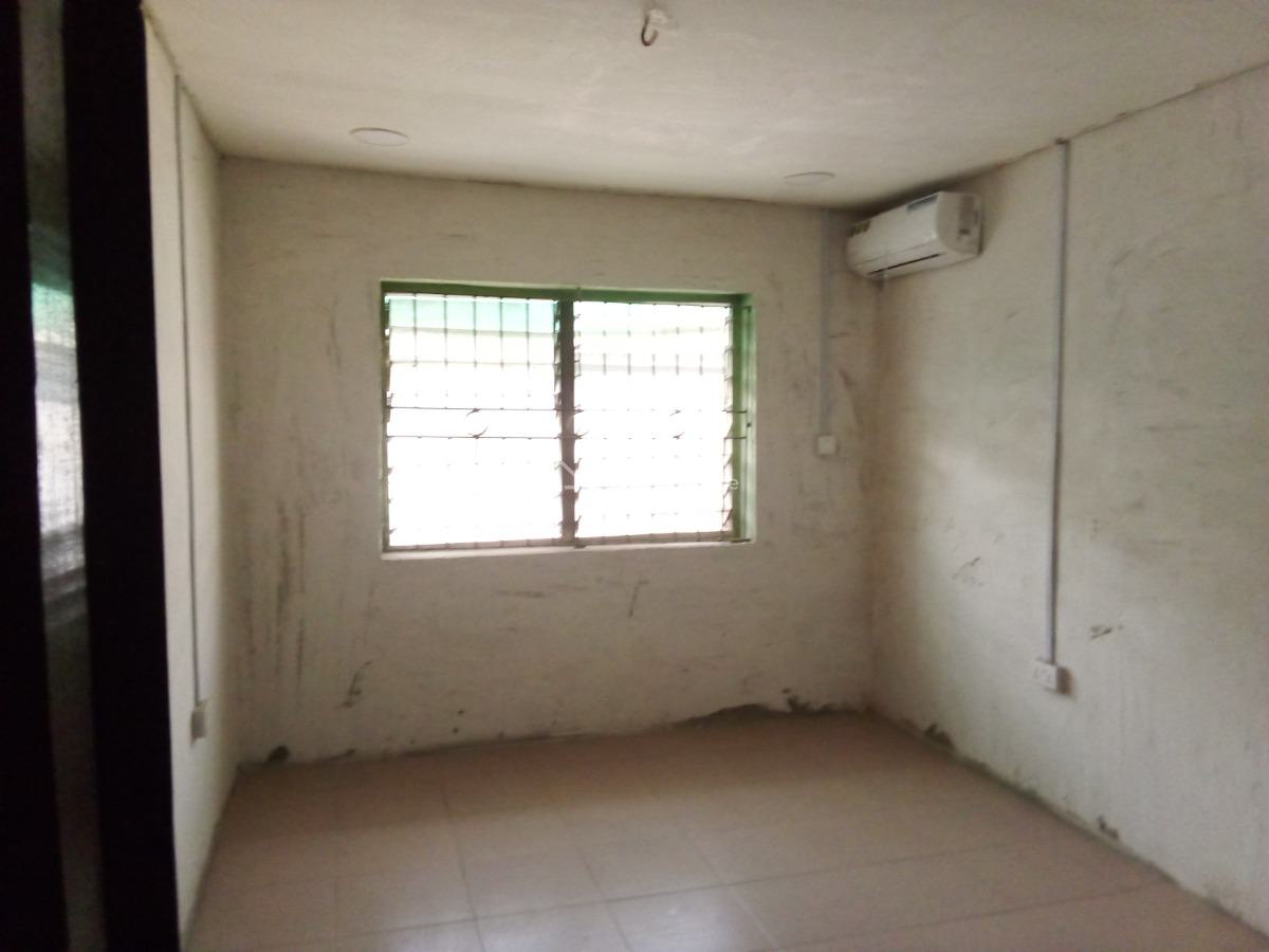 3 Bedroom Flat Office Space, Maryland, Lagos, Flat / Apartment for Rent