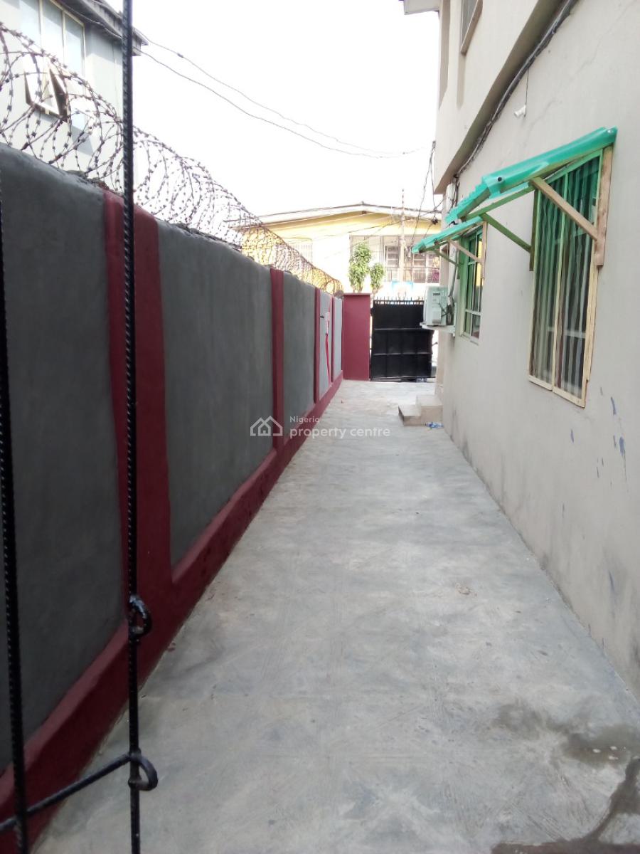 3 Bedroom Flat Office Space, Maryland, Lagos, Flat / Apartment for Rent