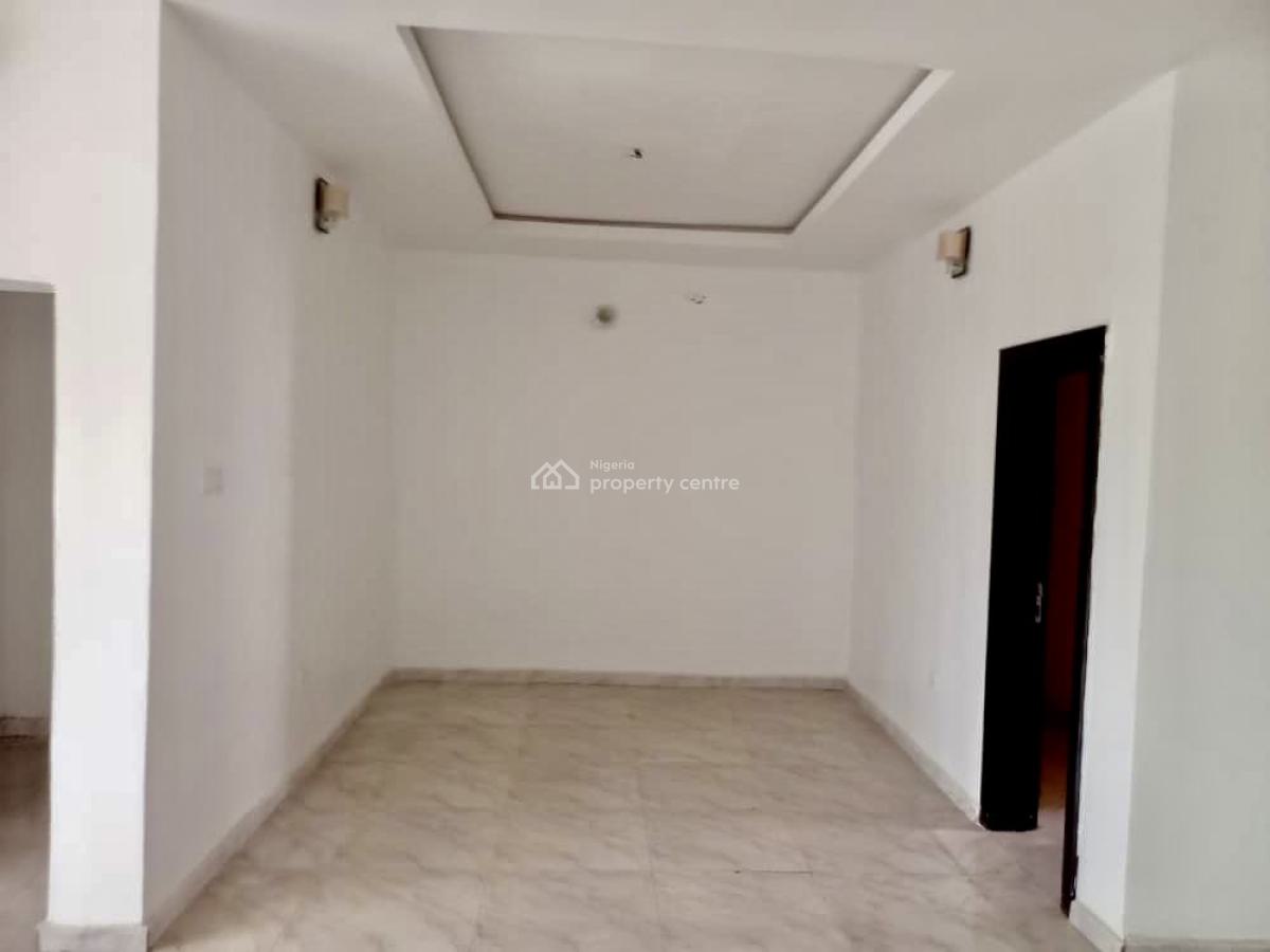 Spacious in a Serene Neighborhood Plus a B Q, 2nd Toll, Orchid Hill Pad After R/about, Lekki, Lagos, Terraced Duplex for Rent