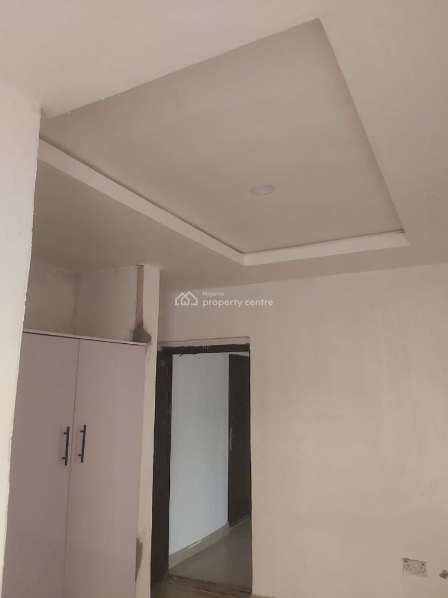 Newly Renovated 2 Bedroom Flat Upstairs, Unity Estate, Badore, Ajah, Lagos, Flat / Apartment for Rent