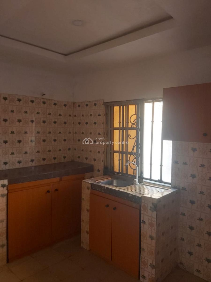 Newly Renovated 2 Bedroom Flat Upstairs, Unity Estate, Badore, Ajah, Lagos, Flat / Apartment for Rent