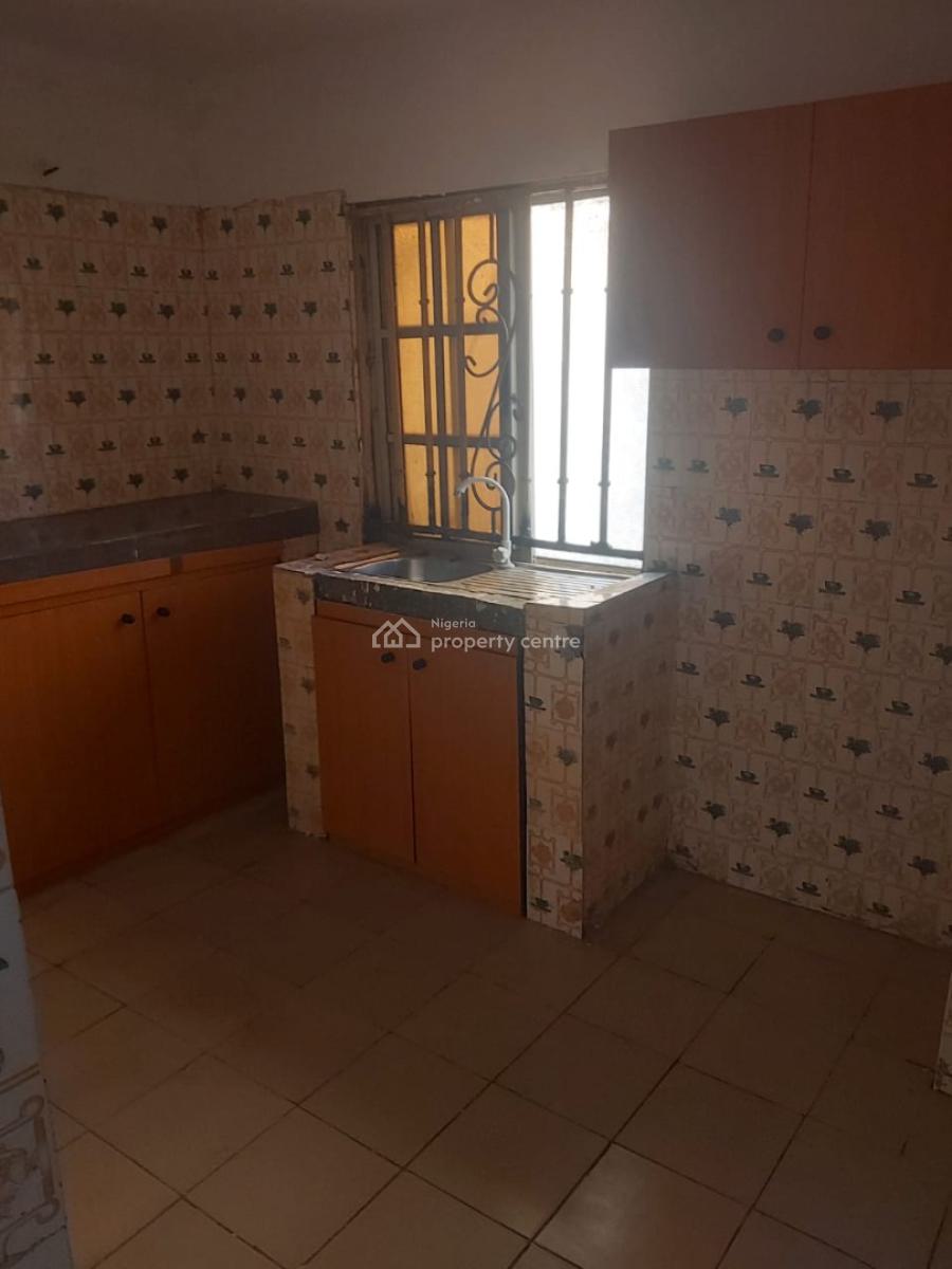 Newly Renovated 2 Bedroom Flat Upstairs, Unity Estate, Badore, Ajah, Lagos, Flat / Apartment for Rent