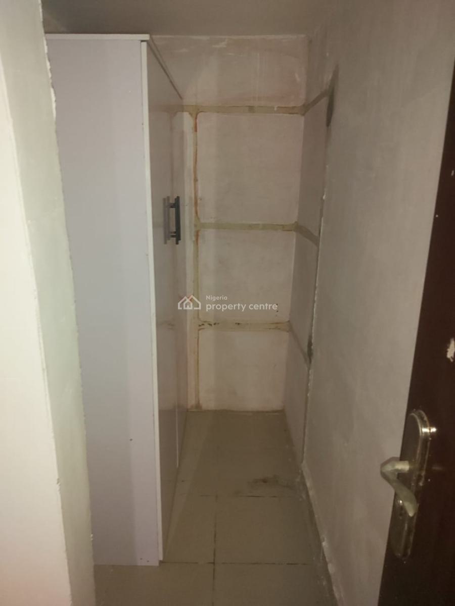 Newly Renovated 2 Bedroom Flat Upstairs, Unity Estate, Badore, Ajah, Lagos, Flat / Apartment for Rent