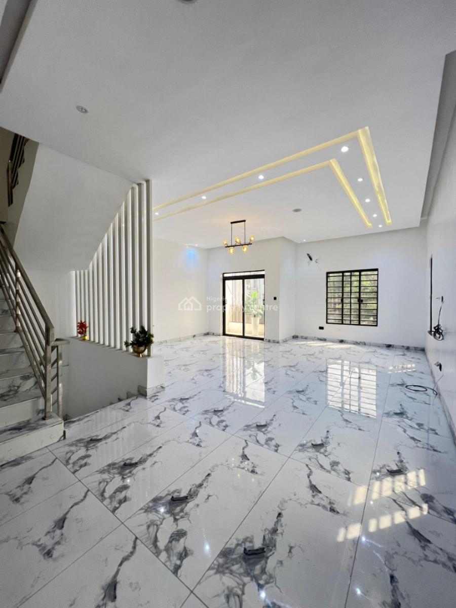 Beautifully Crafted 4 Bedroom Terraced Duplex with a Self Compound, Lekki Phase 1, Lekki, Lagos, Terraced Duplex for Sale