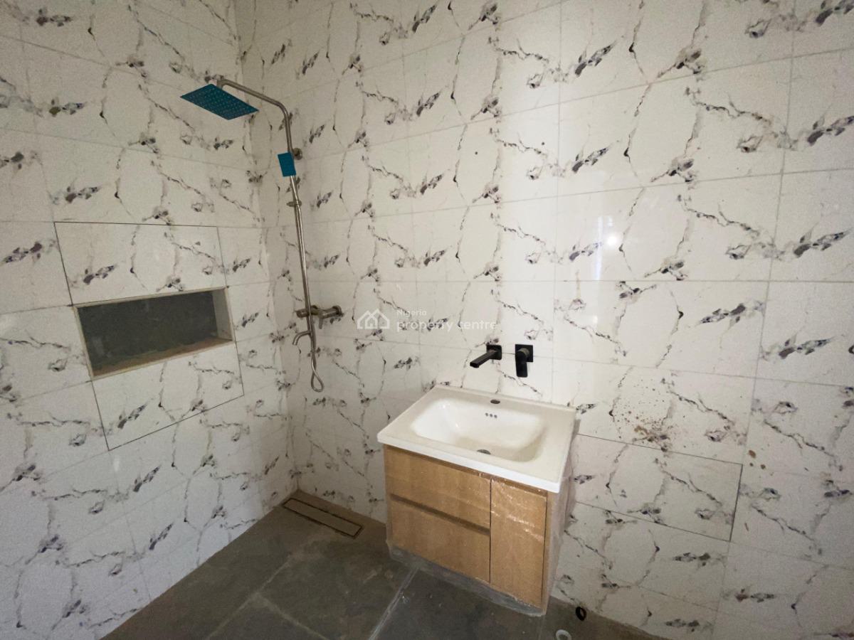 Newly-built, Spacious  3 Bedroom Apartment with Bq, Wuye, Abuja, Flat / Apartment for Rent