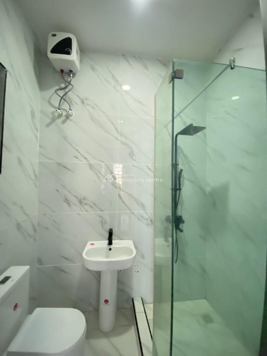 2 Bedroom, Off Freedom Way, Lekki, Lagos, Flat / Apartment for Rent