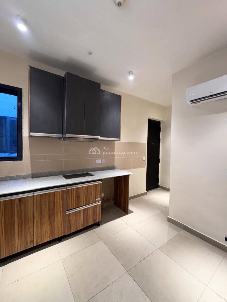 2, Lekki Phase 1, Lekki, Lagos, Flat / Apartment for Rent