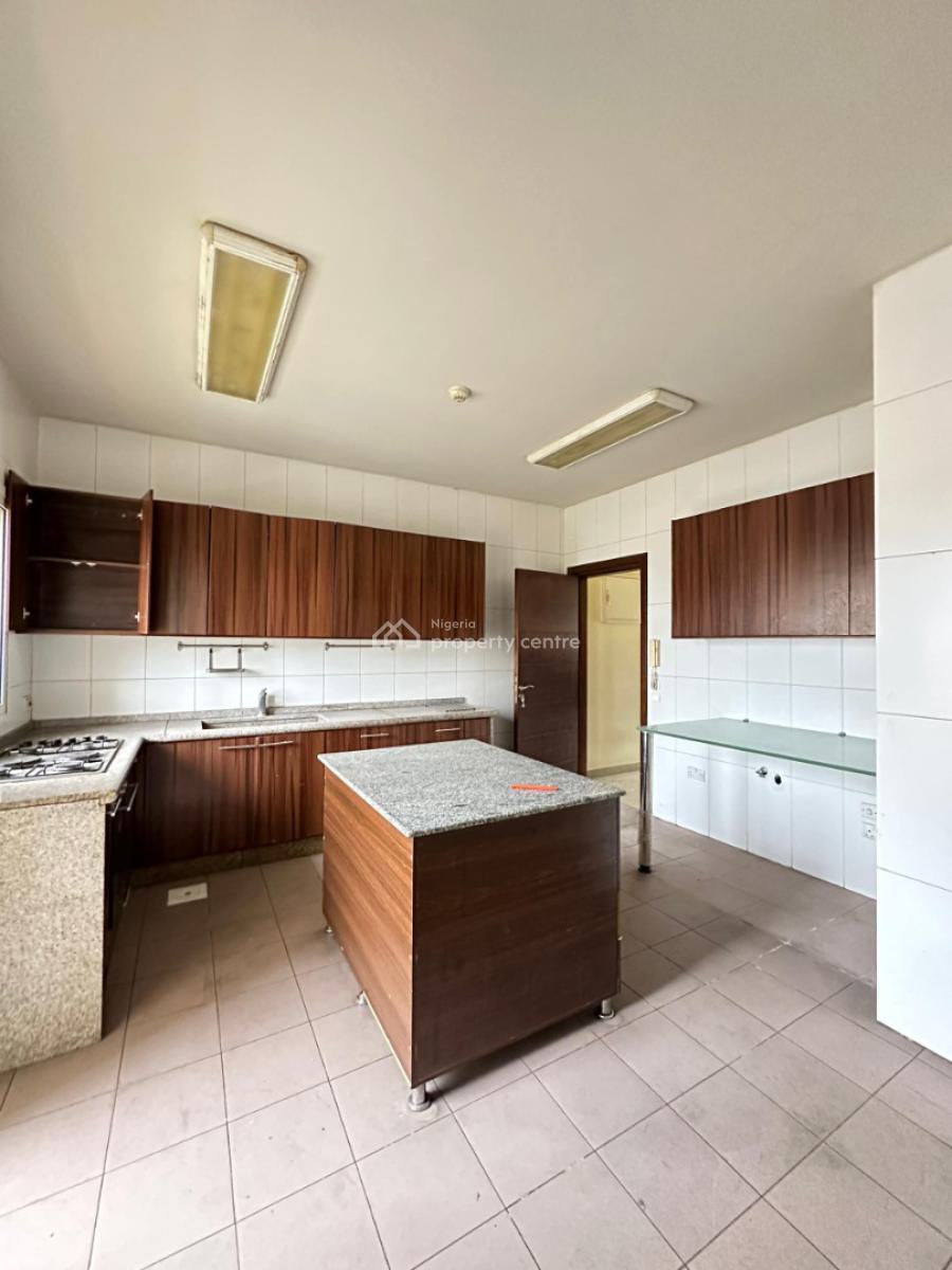 Lovely Built 3 Bedroom Apartment with Swimming Pool, Gym and Bq, Old Ikoyi, Ikoyi, Lagos, Block of Flats for Sale