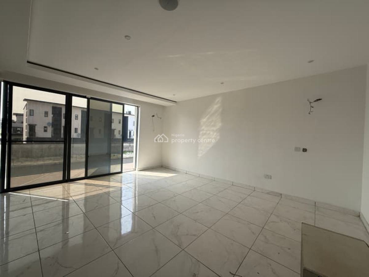 Fully Serviced and Beautifully Crafted 4 Bedroom Terrace, Right Side, Lekki Phase 1, Lekki, Lagos, Terraced Duplex for Sale