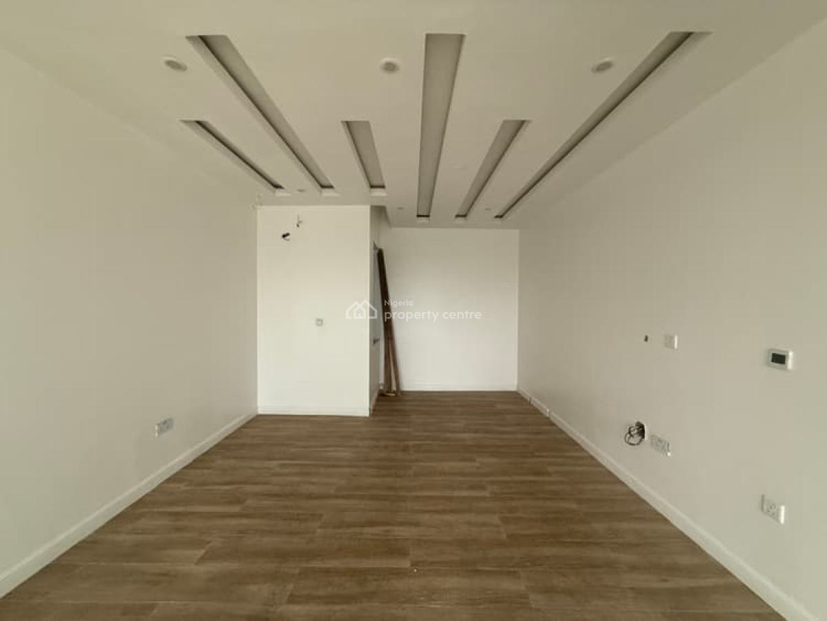 Fully Serviced and Beautifully Crafted 4 Bedroom Terrace, Right Side, Lekki Phase 1, Lekki, Lagos, Terraced Duplex for Sale