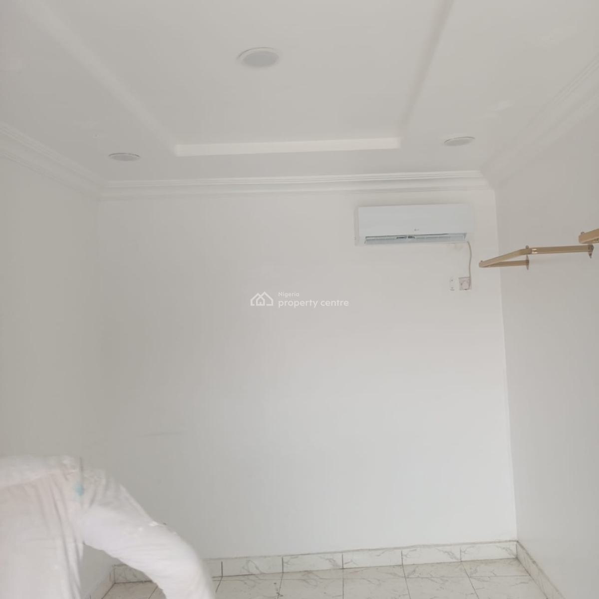 Spacious Shop, Ado Road, Ajah, Lagos, Commercial Property for Rent