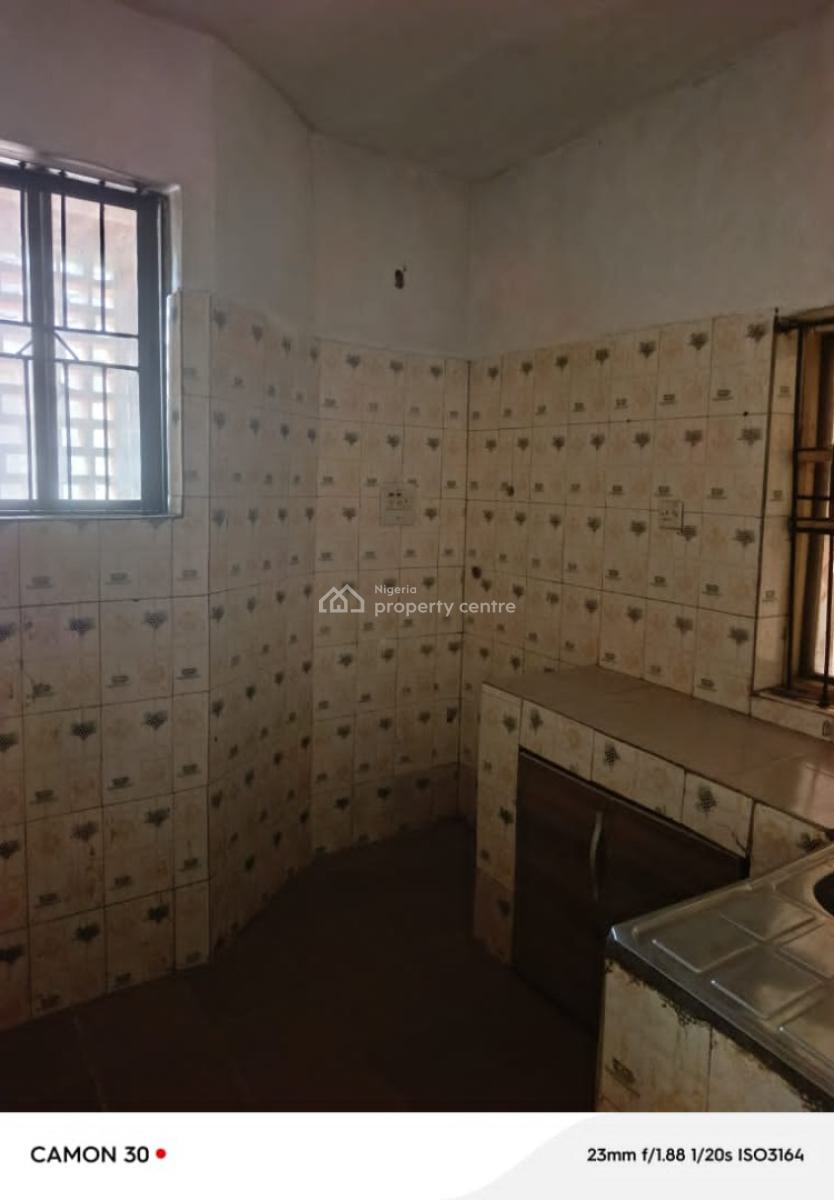 Well Renovated 4bedroom Flat in Omole Phase 1, 3 Toilet and Bath with, Omole Phase 1, Ikeja, Lagos, Flat / Apartment for Rent