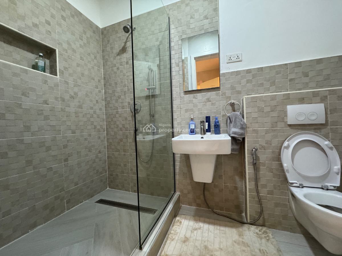 Furnished Waterfront 2 Bedroom Bedroom, Admiralty Road, Lekki Phase 1, Lekki, Lagos, Flat / Apartment for Rent