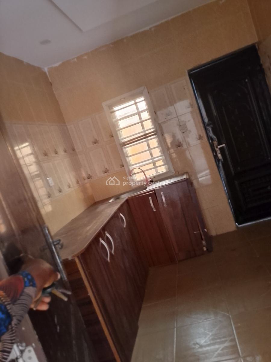 Luxury 2 Bed with Full Pop, Ebute Estate, Igbogbo, Ikorodu, Lagos, Flat / Apartment for Rent