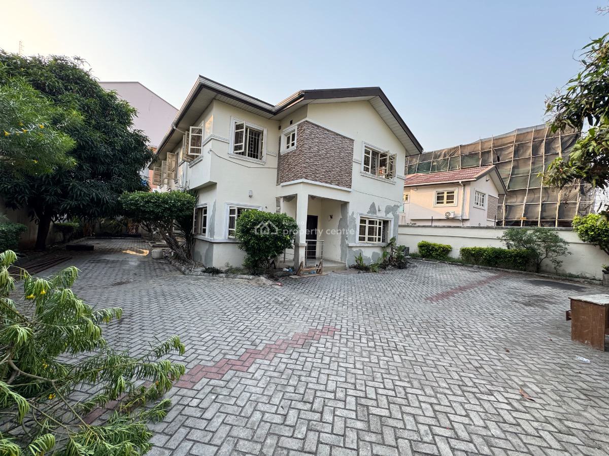 a Large 5 Bedroom Detached Duplex in Lekki Phase 1., Off Admiralty Way Lekki Phase 1, Lekki Phase 1, Lekki, Lagos, Detached Duplex for Rent