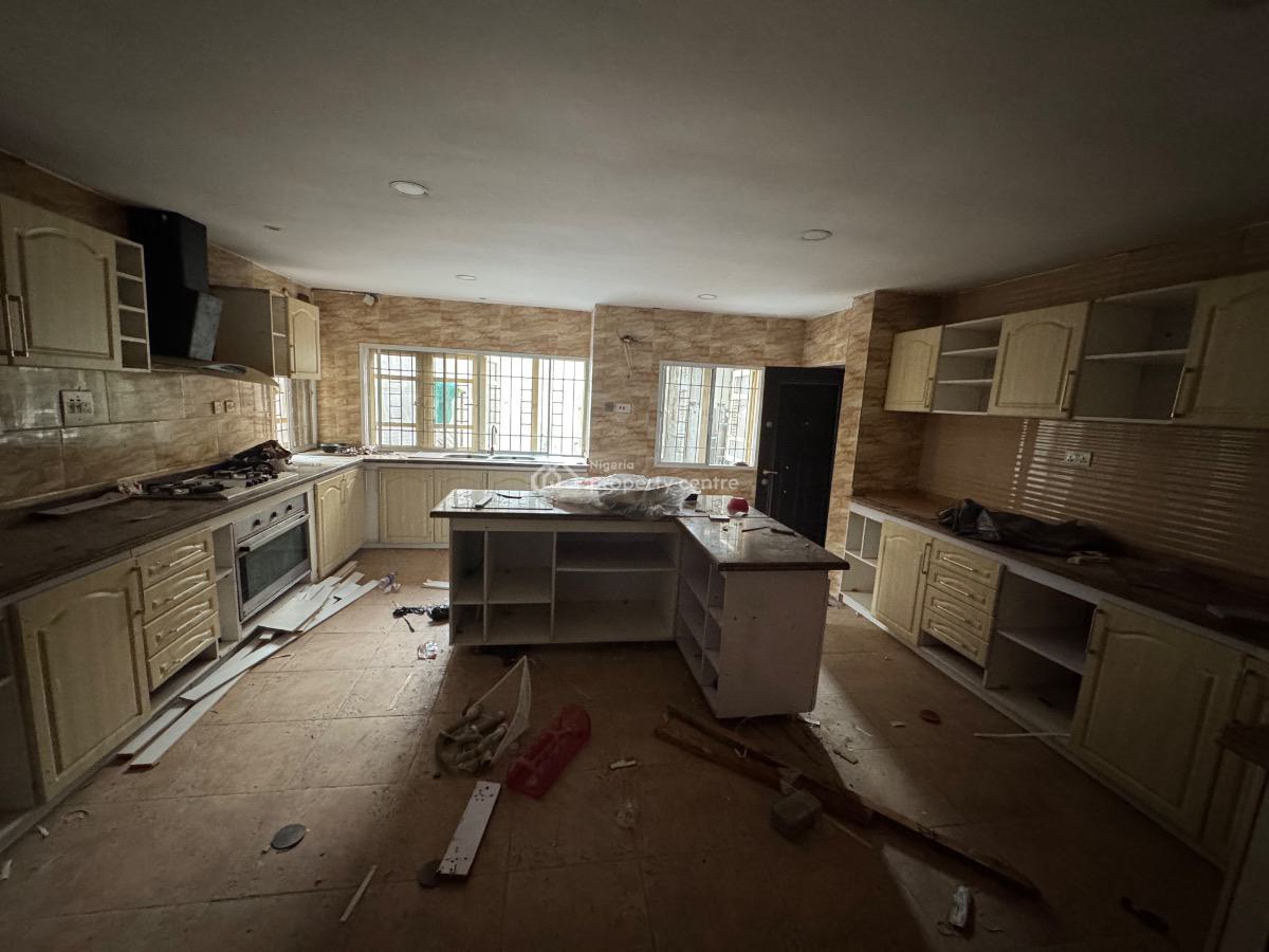 a Large 5 Bedroom Detached Duplex in Lekki Phase 1., Off Admiralty Way Lekki Phase 1, Lekki Phase 1, Lekki, Lagos, Detached Duplex for Rent