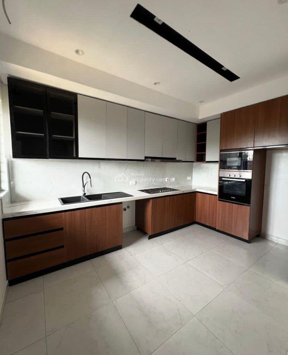5bedroom Terrace Duplex with Fully Fitted Kitchenin a Secured Estate, Lekki Phase 1, Lekki, Lagos, Terraced Duplex for Rent