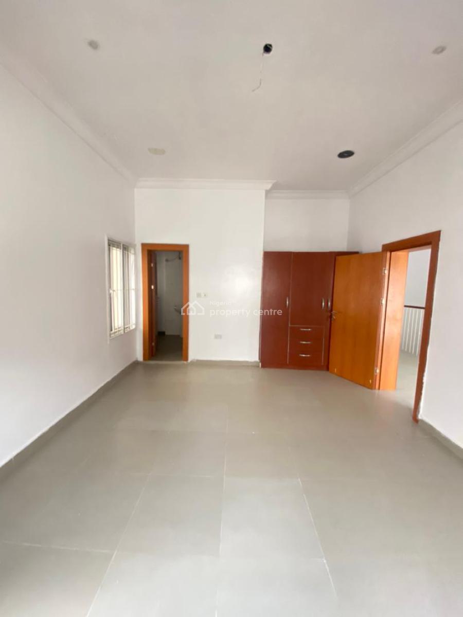 4 Bedroom, Osapa, Lekki, Lagos, Terraced Duplex for Rent