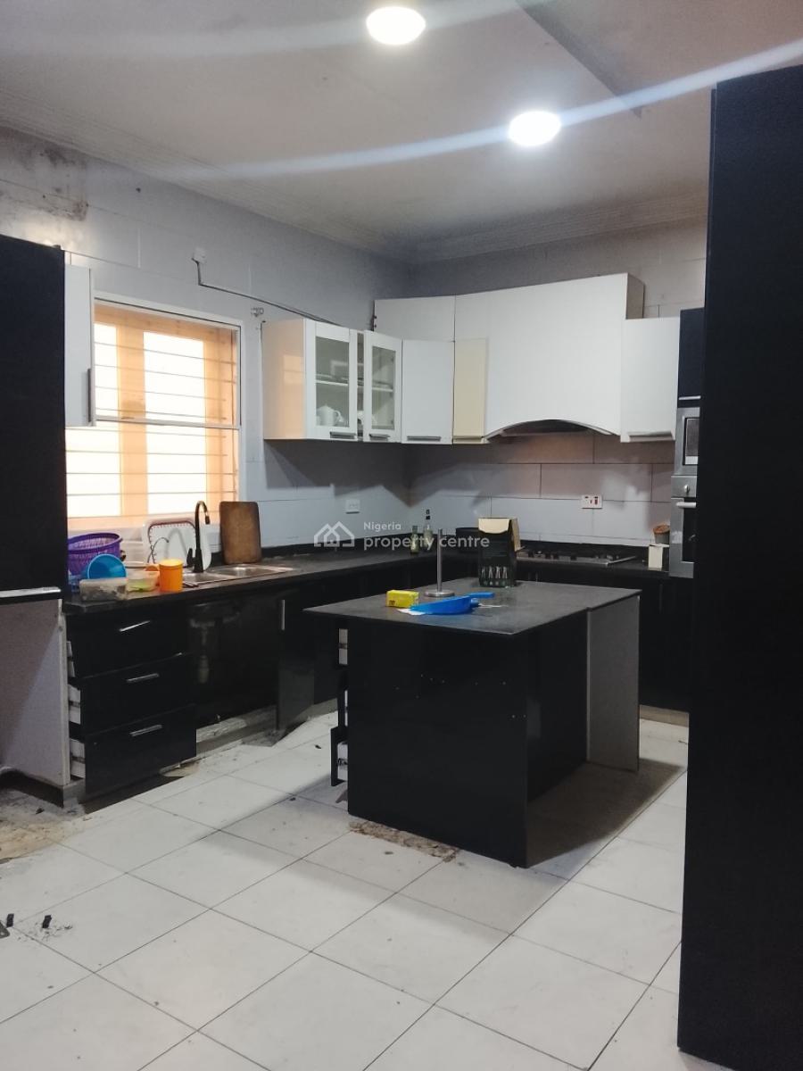 Exclusive Penthouse with Study Room and Pool, Lekki Phase 1, Lekki, Lagos, Detached Duplex for Rent
