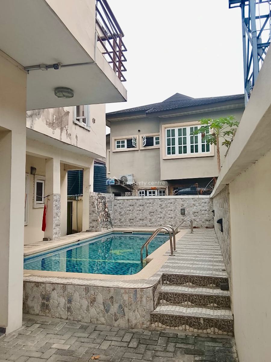 Exclusive Penthouse with Study Room and Pool, Lekki Phase 1, Lekki, Lagos, Detached Duplex for Rent