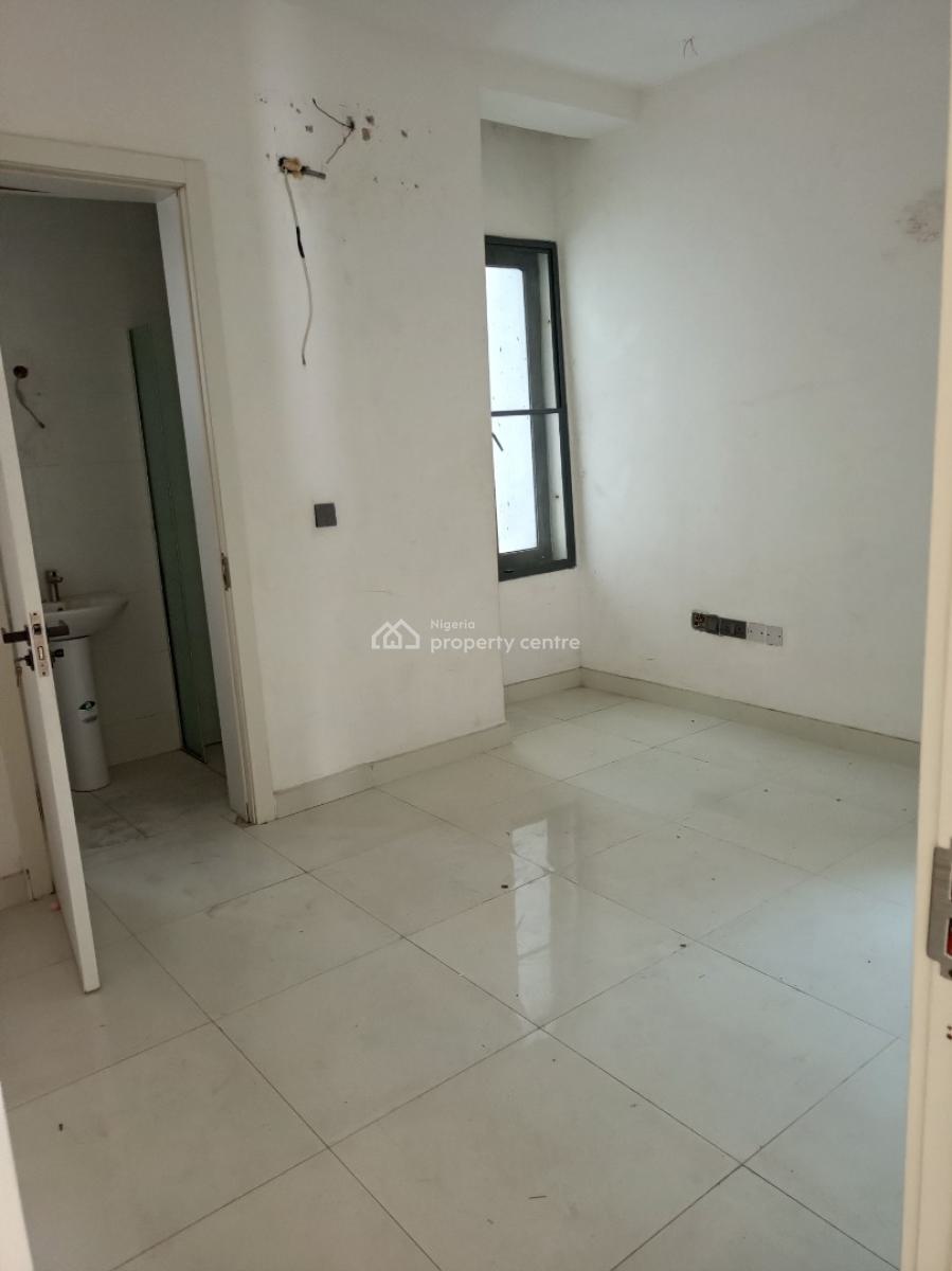 Sharp N Spacious 2bedroom with Bq 24hours Light First Floor, Interlocked, Serene and Secured Area, Ologolo, Lekki, Lagos, Flat / Apartment for Rent