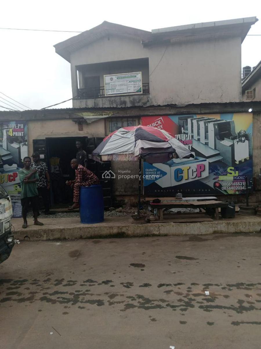 Standard Commercial Property  in a Good Location Very Close an, Shomolu, Lagos, Commercial Property for Sale
