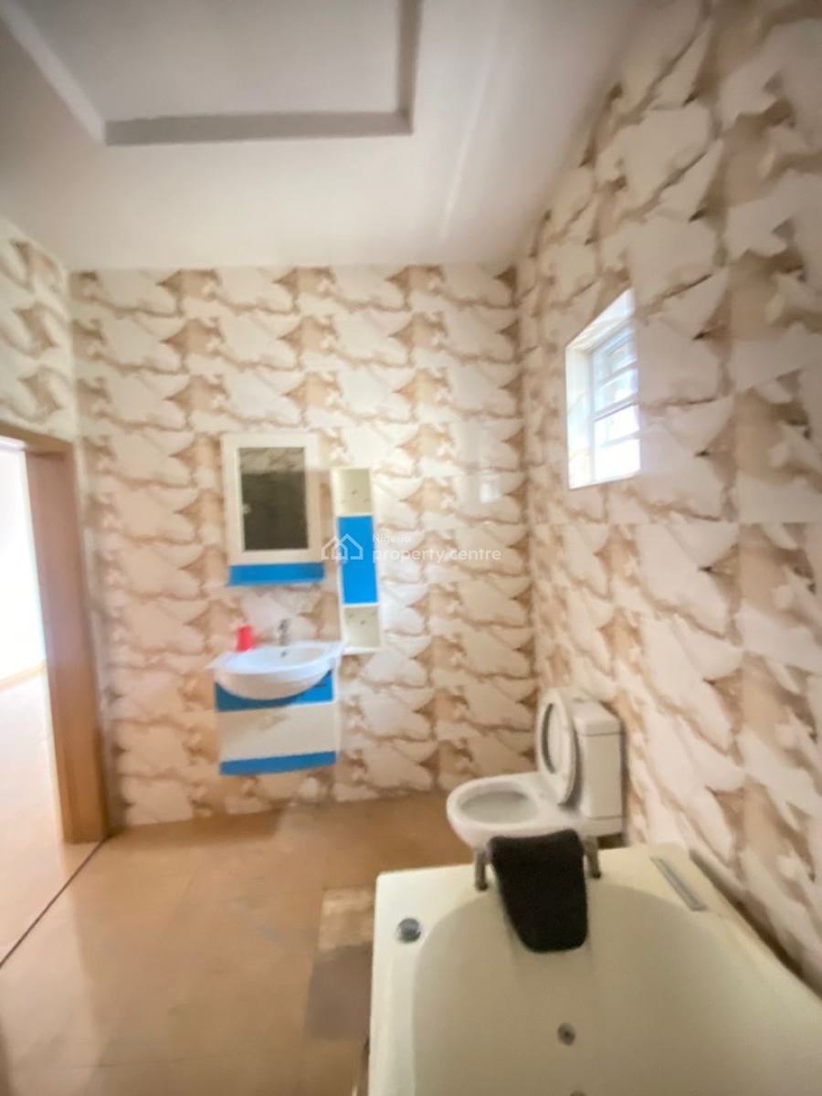 4 Bedroom, Osapa, Lekki, Lagos, Semi-detached Duplex for Rent