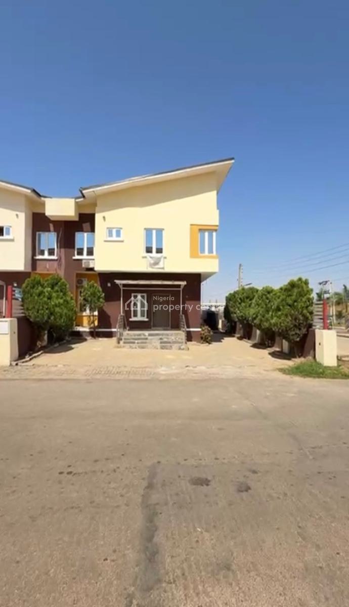 Luxury 4bedroom En-suite Duplex +maid Room +acs+ Tarred Road, Life Camp Main, Life Camp, Abuja, Semi-detached Duplex for Sale