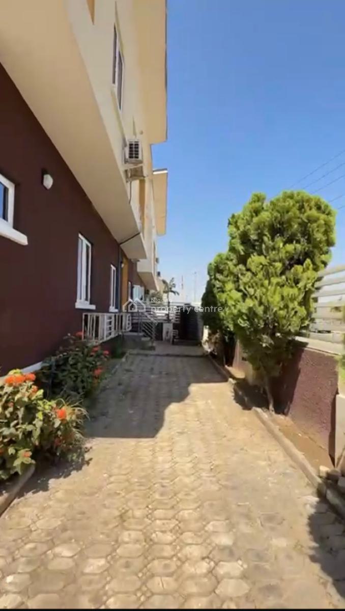 Luxury 4bedroom En-suite Duplex +maid Room +acs+ Tarred Road, Life Camp Main, Life Camp, Abuja, Semi-detached Duplex for Sale
