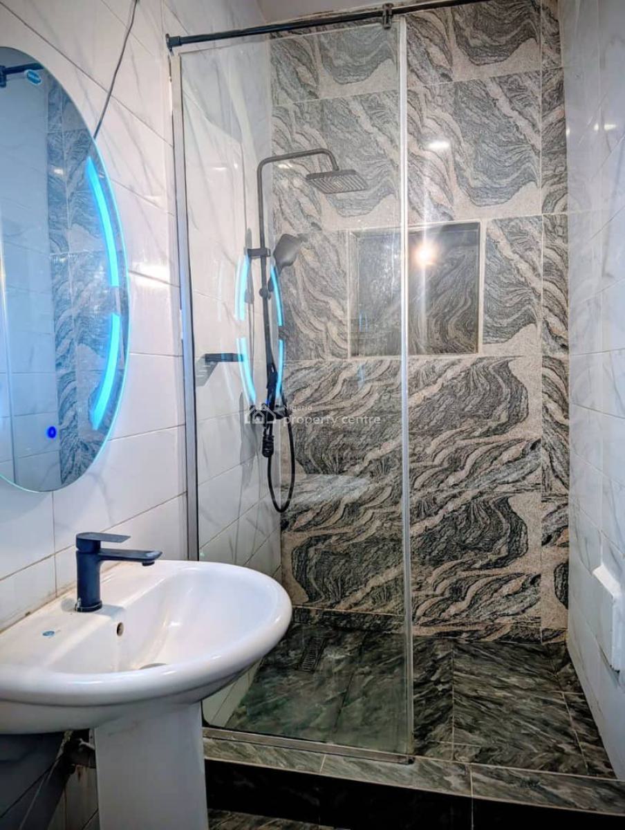 Tastefully Furnished 2-bedroom Apartment, Lekki Phase 1, Lekki, Lagos, Flat / Apartment for Rent