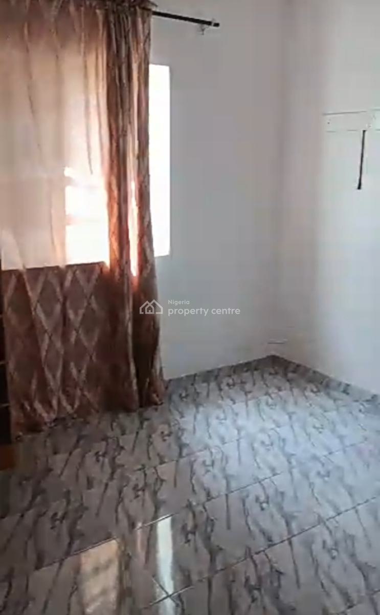 Spacious  Mini Flat with 2 Toilets { Video}, Timeless Beach Road Off Abraham Adesanya, Ajah, Lagos, Mini Flat (room and Parlour) for Rent
