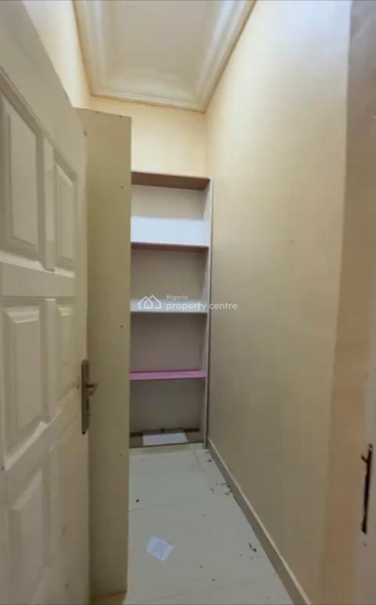 Luxury Bedroom En Suite Semi Detached Duplex+acs+tarred Road, Life Camp Main, Life Camp, Abuja, Semi-detached Duplex for Sale