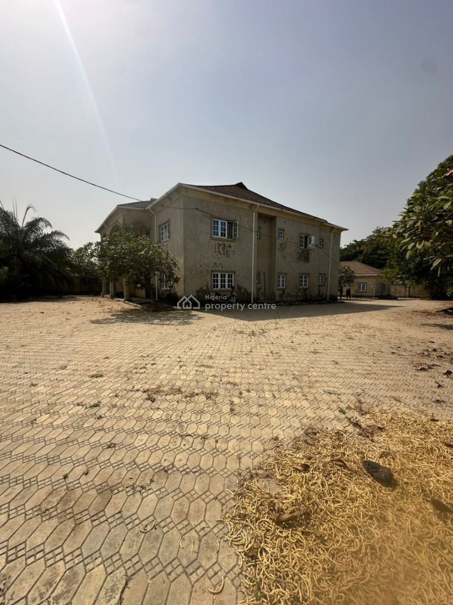 Massive 6-bedroom Semi-detached Duplex, Kado, Abuja, Semi-detached Duplex for Sale
