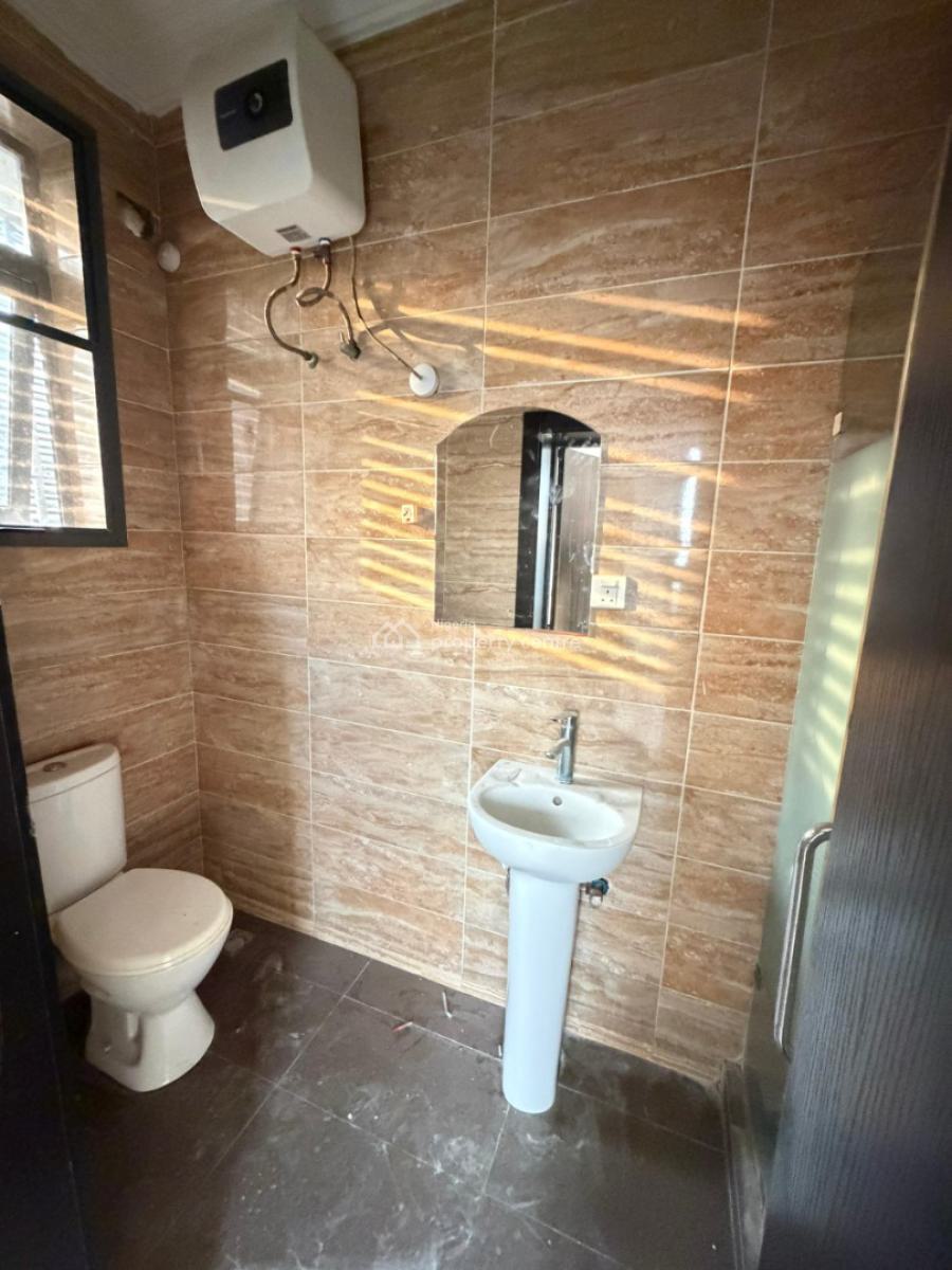 Spacious Service 3bedroom Flat with Bq, Vi Lekki, Lekki, Lagos, Flat / Apartment for Rent