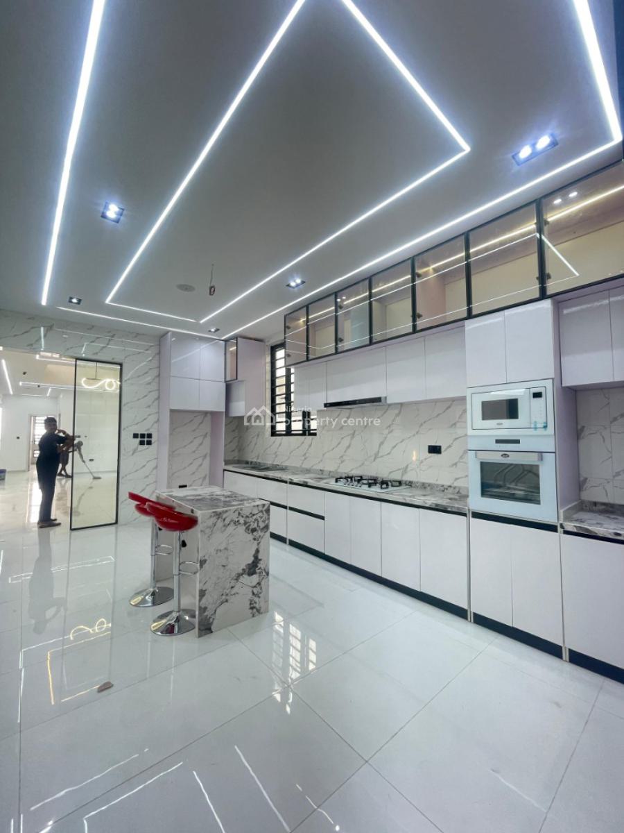 Aesthetically Pleasing 5 Bedroom Detached Duplex with Luxury Finish, Within a Prestigious Estate in The Chevron Toll Gate, Chevron Axis, Lekki, Lagos, Detached Duplex for Sale