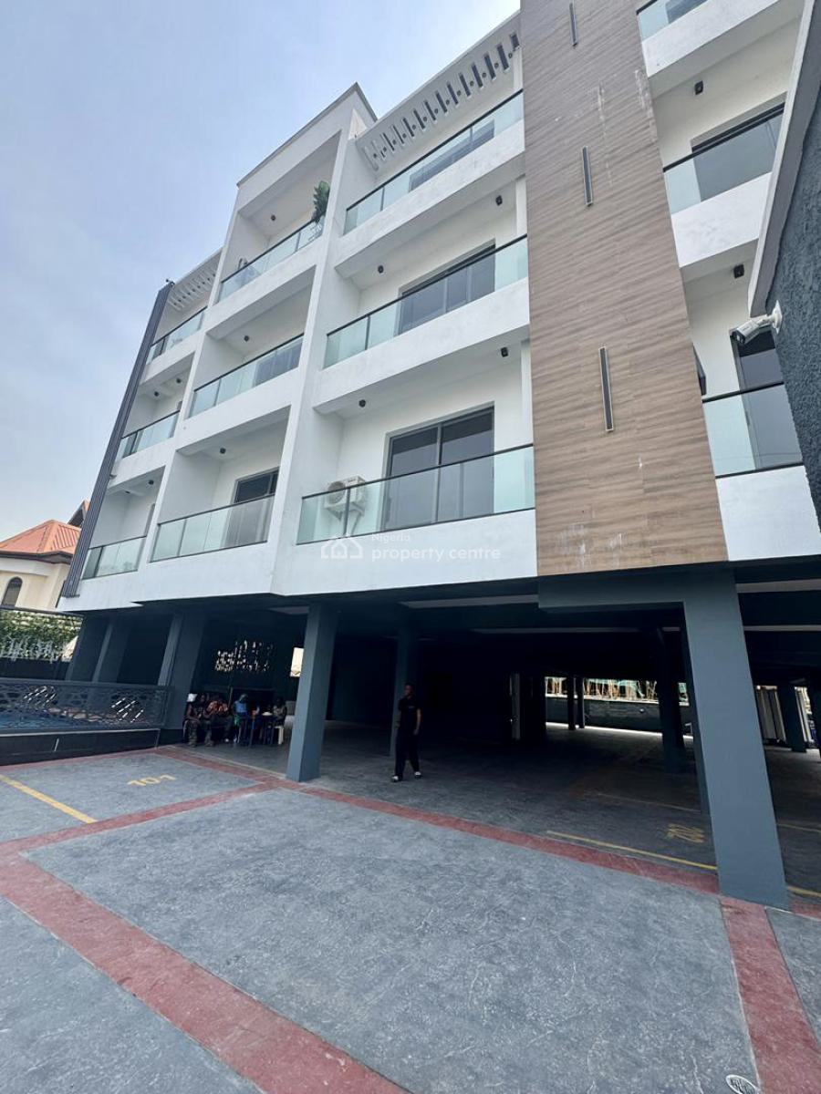 Distress Deal! Brand New Luxury 3 Bedroom Apartment, Lekki Phase 1, Lekki, Lagos, Flat / Apartment for Sale