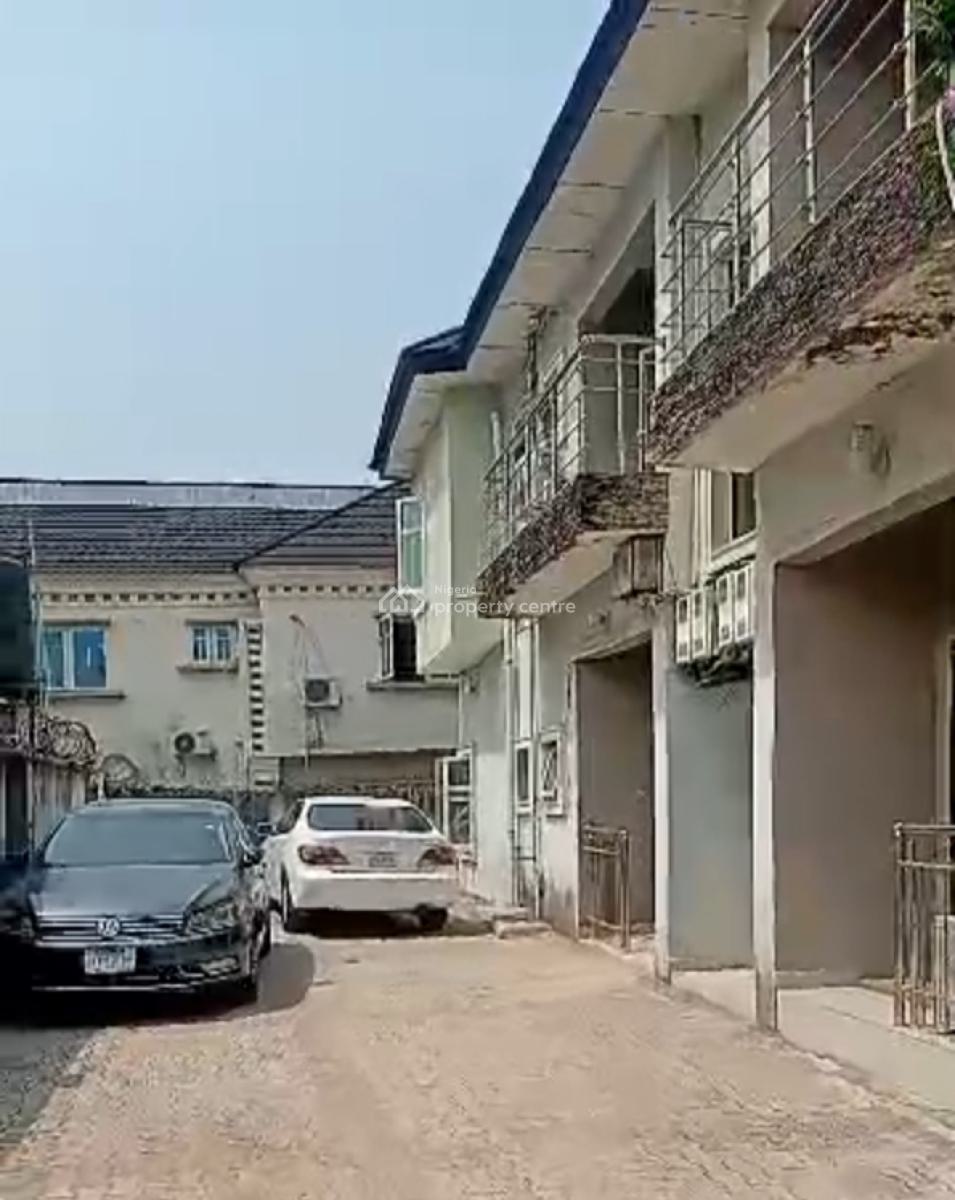 Decent 3 Bedroom Flat, Just 4 Tenant in The Compound, All Rooms Ensuit, in Secured Area of Onikan Yaba, Onike, Yaba, Lagos, Flat / Apartment for Rent