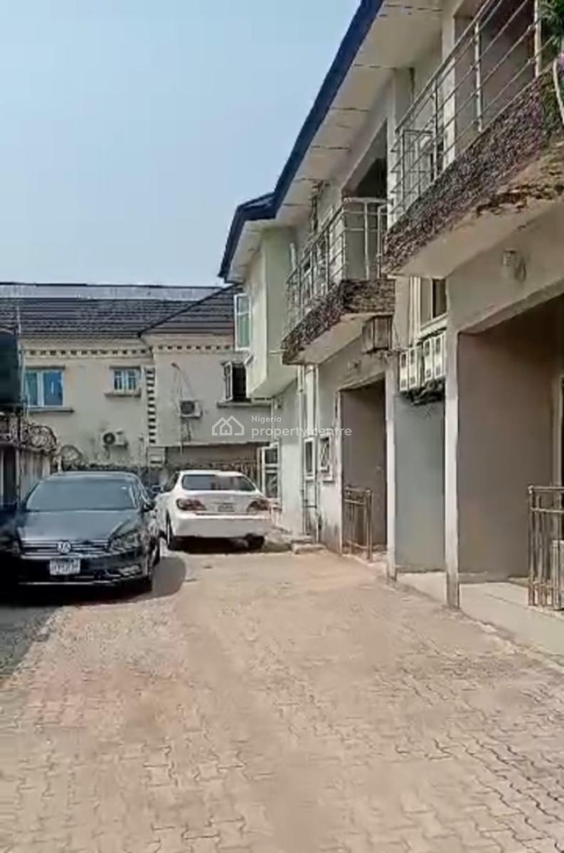 Decent 3 Bedroom Flat, Just 4 Tenant in The Compound, All Rooms Ensuit, in Secured Area of Onikan Yaba, Onike, Yaba, Lagos, Flat / Apartment for Rent