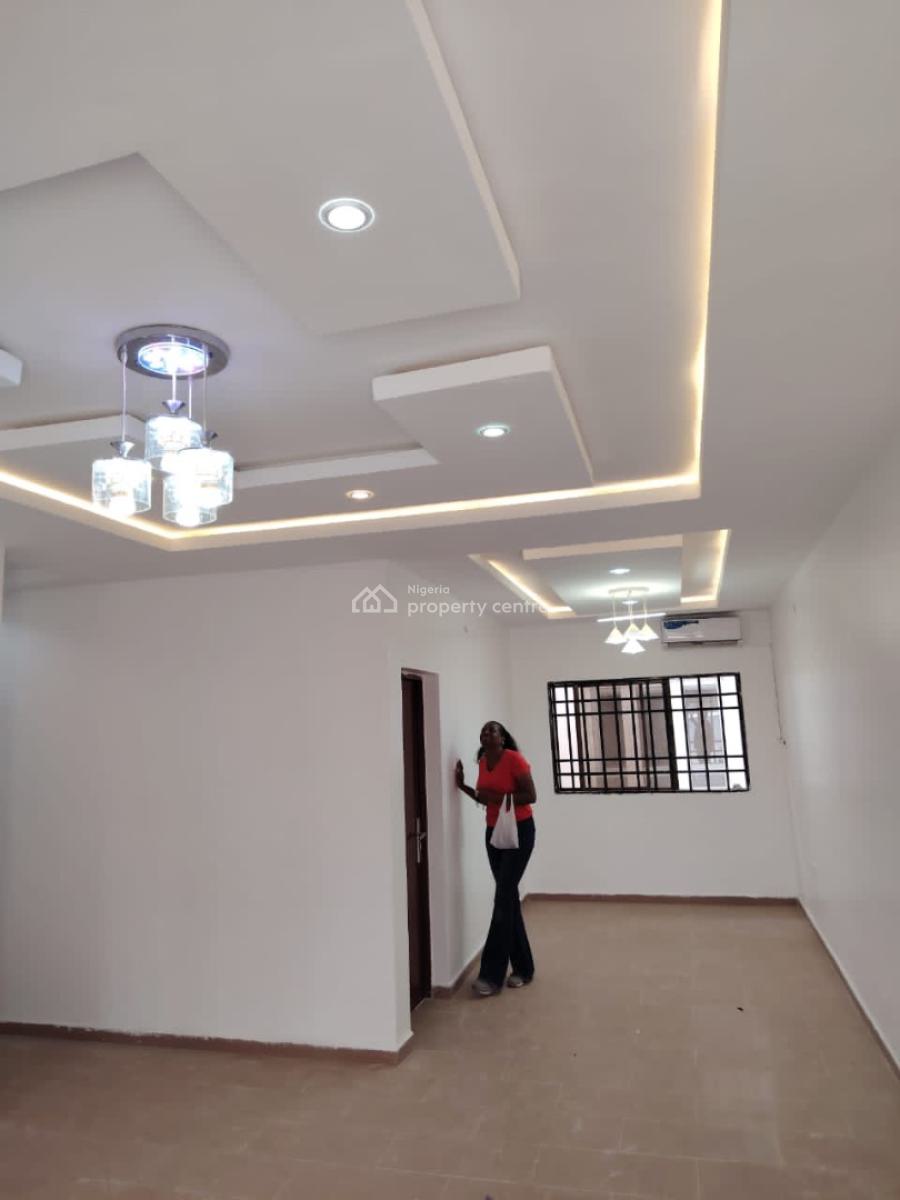 Luxury 3 Bedroom Apartment in a Nice Neighborhood, Off 3rd Avenue, Gwarinpa, Abuja, Flat / Apartment for Rent