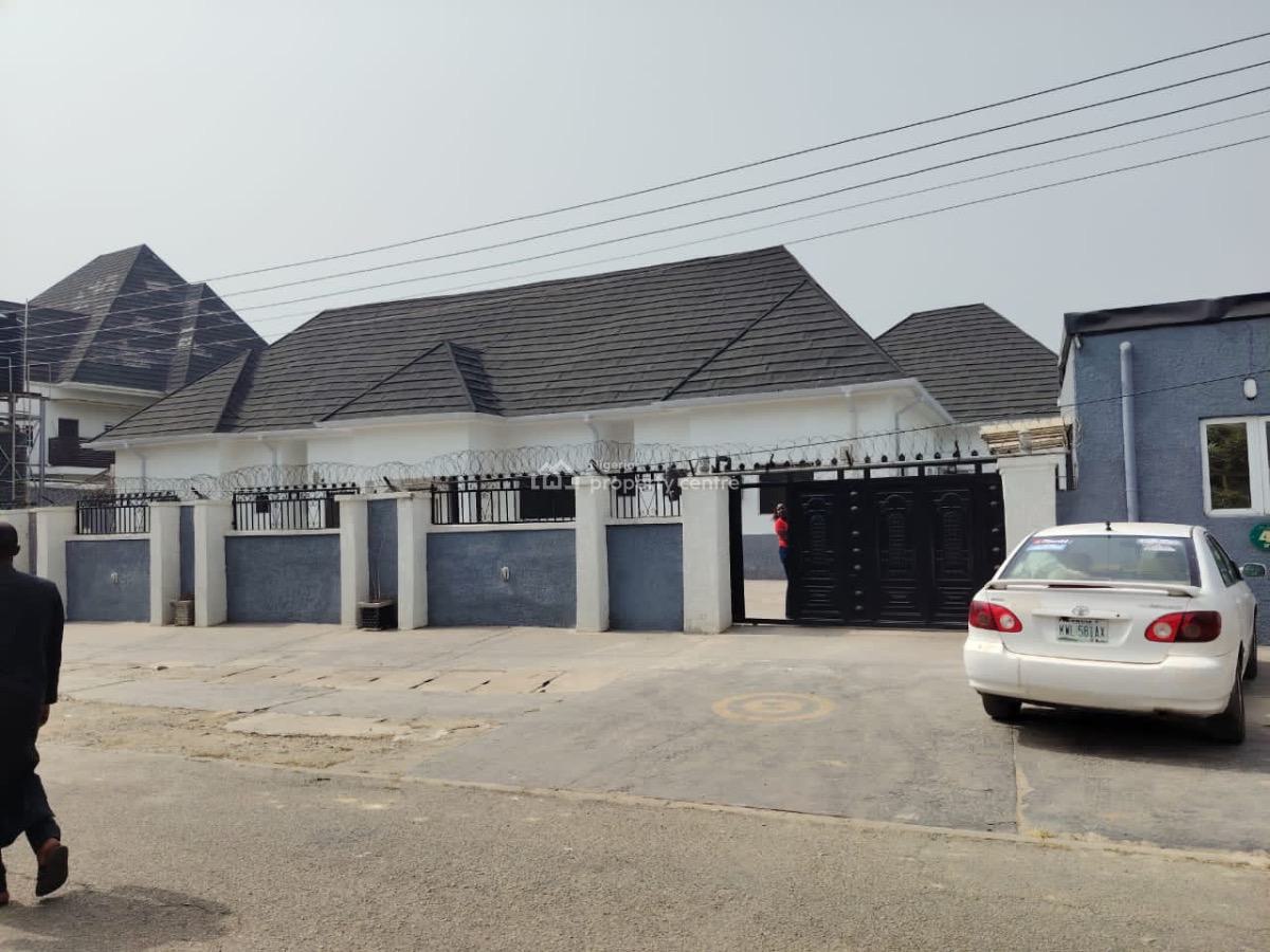 Luxury 3 Bedroom Apartment in a Nice Neighborhood, Off 3rd Avenue, Gwarinpa, Abuja, Flat / Apartment for Rent