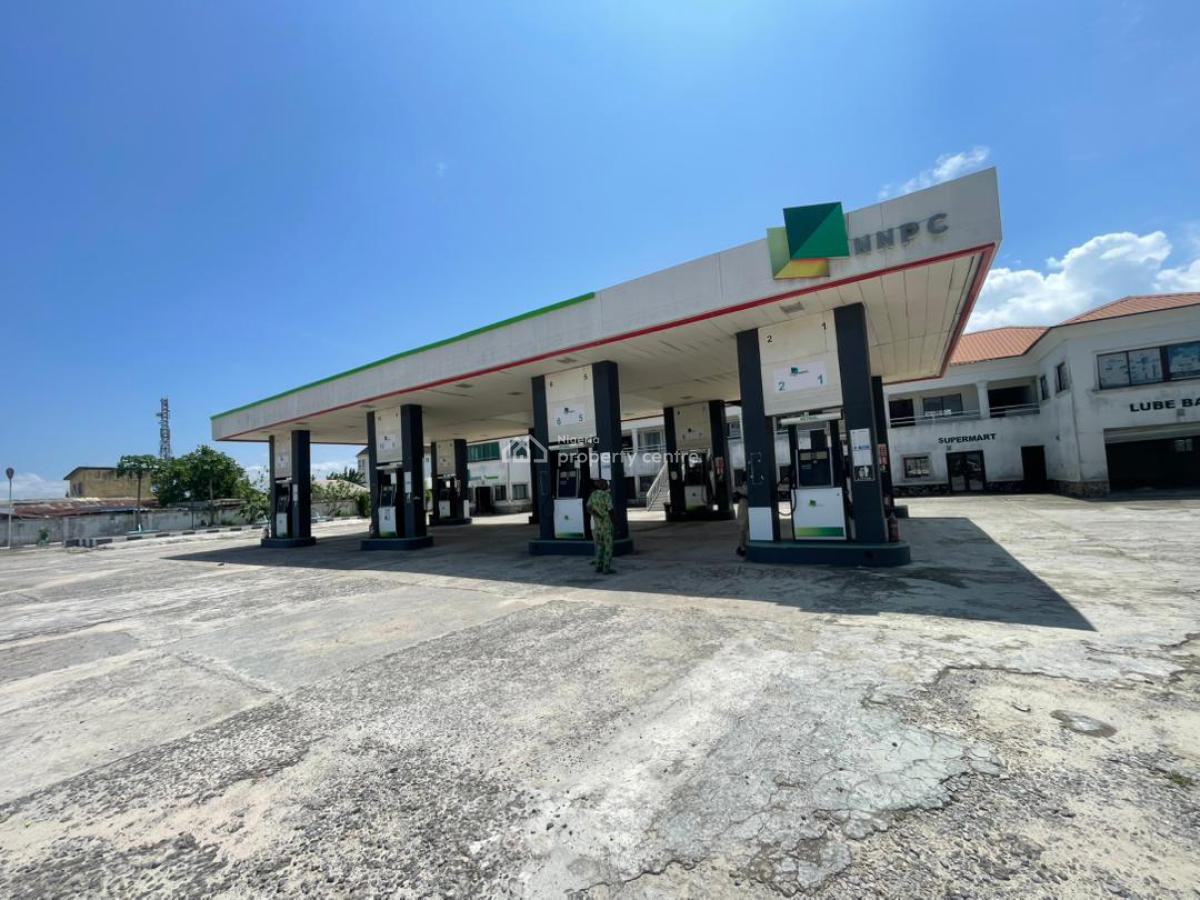 Functioning Filling Station, Lekki, Lagos, Filling Station for Sale