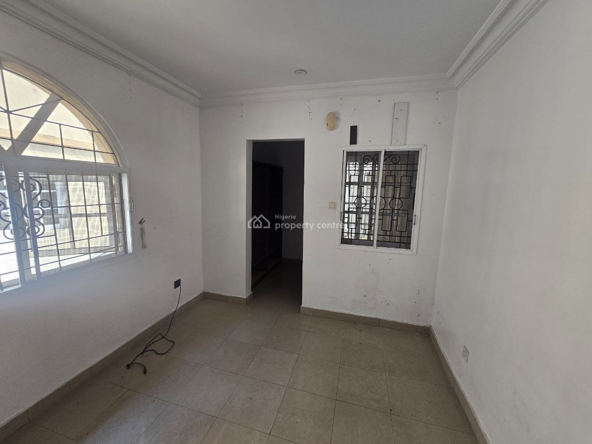 Self Services 3-bedroom Flat Apartment, Off Admiralty Road, Lekki Phase 1, Lekki, Lagos, Flat / Apartment for Rent